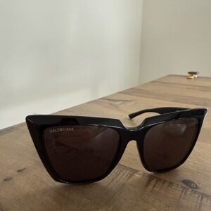 Balenciaga Black Cat-Eye Sunglasses with Brown Lenses
